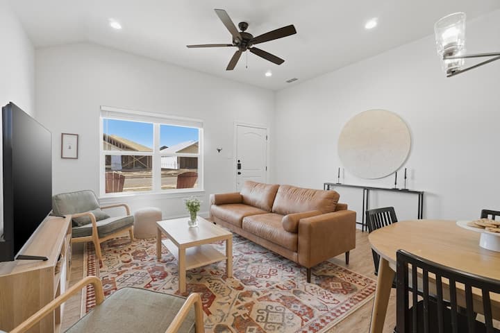 Living space thumbnail for Brand New Build Wylie West Homestay in Abilene