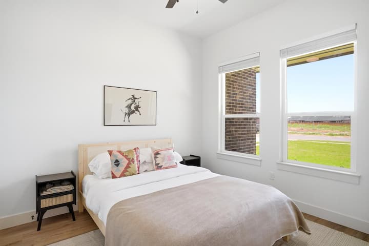 Bedroom thumbnail for Brand New Build Wylie East Homestay number 2 in Abilene